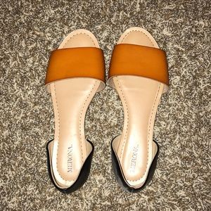 Open Toed Flats